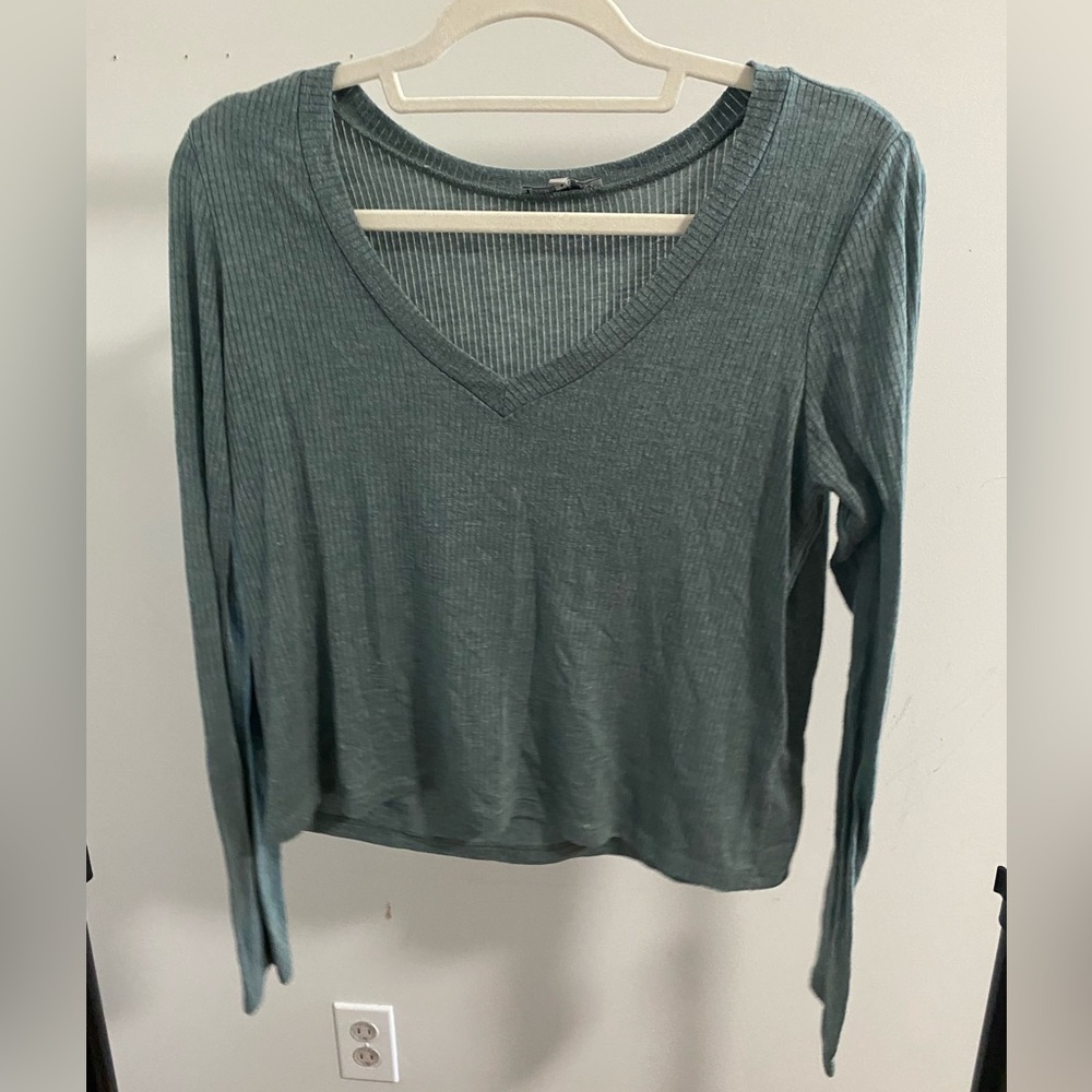 Thin long sleeve